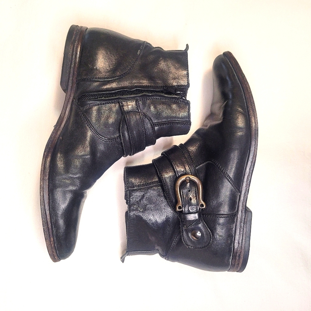 MOMA Black Leather Booties Size EU 36